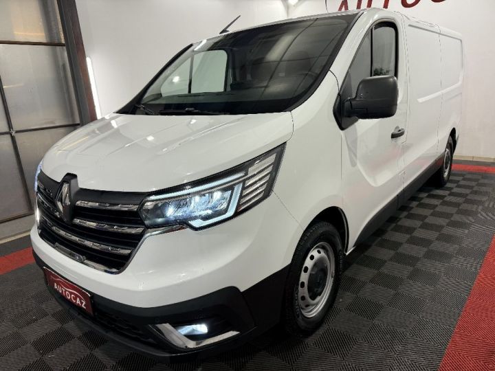 Commercial car Renault Trafic Other FOURGON (RENAULT TRUCKS) L2H1 2.0 BLUEDCI 150 PHASE 3 GRAND CONFORT +CAMERA+2023 Blanc - 3