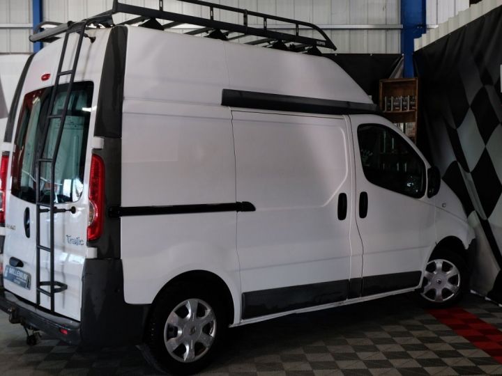 Commercial car Renault Trafic Other II FG L1H2 2.0 DCI 90CH CONFORT TVA RECUPERABLE Blanc - 2