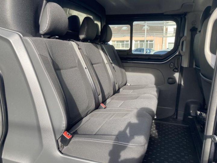 Commercial car Renault Trafic Other III (2) CABINE APPROFONDIE L2H1 3000 KG BLUE DCI 150 EDC RED EXCLUSIVE Gris Comète - 10