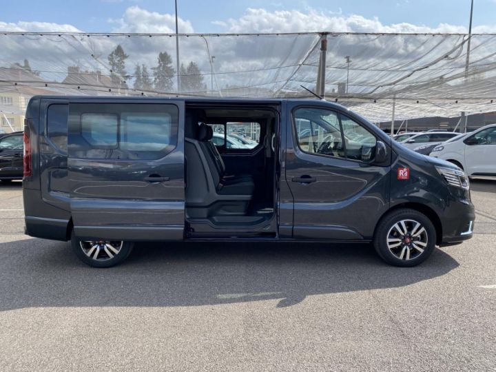 Commercial car Renault Trafic Other III (2) CABINE APPROFONDIE L2H1 3000 KG BLUE DCI 150 EDC RED EXCLUSIVE Gris Comète - 5