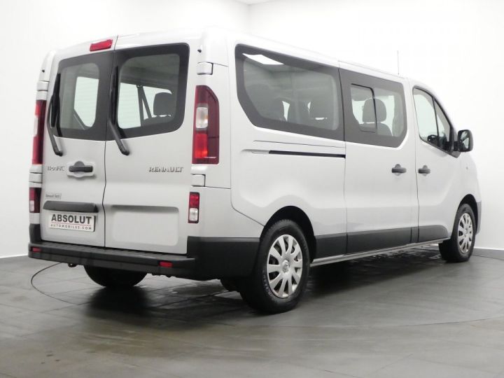 Commercial car Renault Trafic Other III COMBI L2 2.0 DCI 120CH S&S ZEN 9 PLACES GRIS C - 4