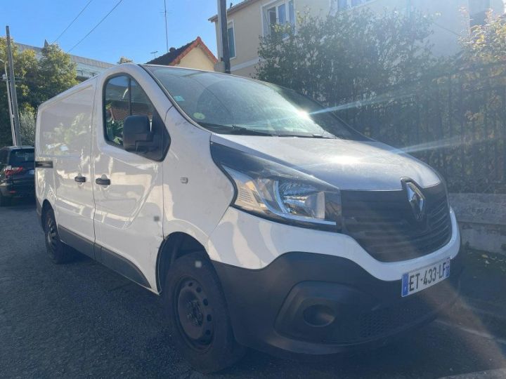 Commercial car Renault Trafic Other III FG 1.6 DCI 120CH EURO6 MOTEUR DEMONTE H.S Blanc - 2