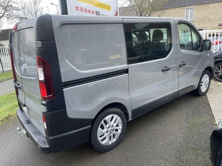 Commercial car Renault Trafic Other III FG L1H1 1200 1.6 DCI 120CH CABINE APPROFONDIE GRAND CONFORT EURO6 Gris F - 2