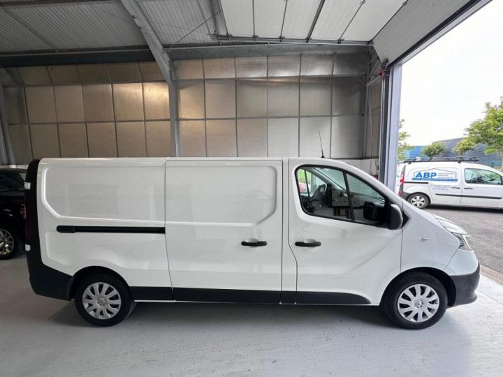 Commercial car Renault Trafic Other L2H1 1300 Kg 2.0 dCi - 120  Fourgon Confort L2H1 Prix HT BLANC - 17