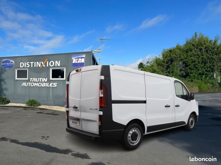 Commercial car Renault Trafic Other Van L1H1 Advance + Caméra Cloison Trappe 2T8 Blue DCI 130 Leasing Blanc - 5