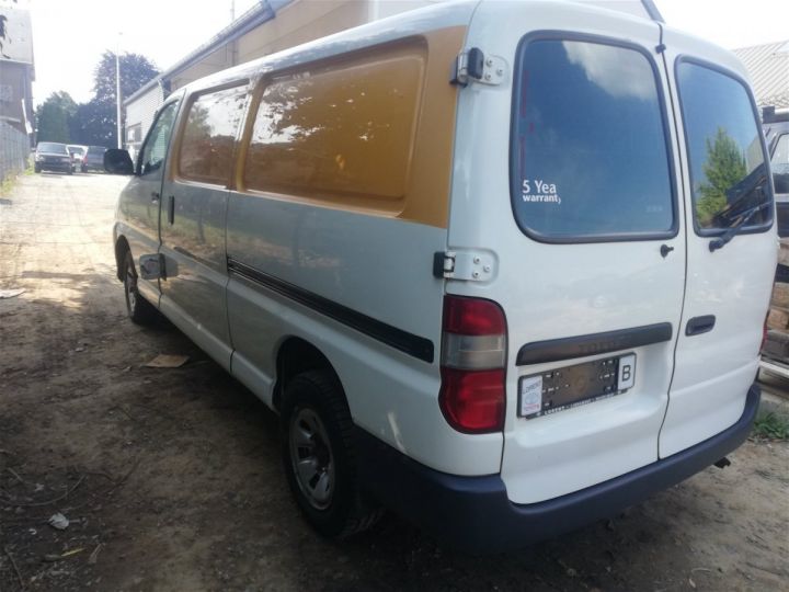 Commercial car Toyota Hiace Other Blanc - 3