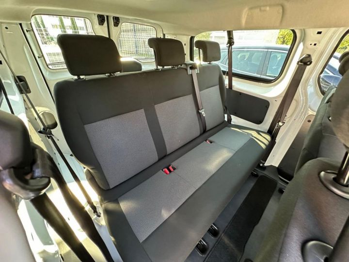 Commercial car Toyota ProAce Other 2.0 D4D 140 LONG DYNAMIC 9 PLACES  S&S BLANC BANQUISE - 16