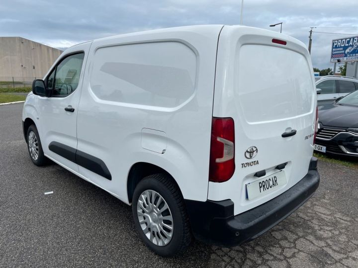 Commercial car Toyota ProAce Other City 1.5 Medium 100 D-4D Business RC21 TVA RECUPERABLE Blanc - 2