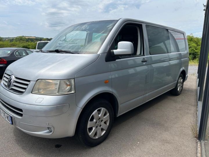 Commercial car Volkswagen Transporter Other COMBI 2.5 TDI 130 Long 9pl Tiptronic A Gris - 1