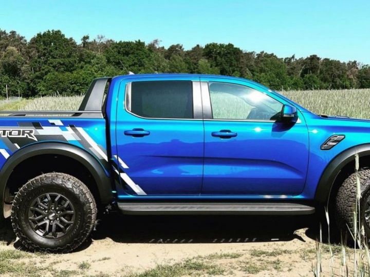 Commercial car Ford Ranger Pick Up Ford Ranger Raptor - 3l V6, 292 PS bleu - 1