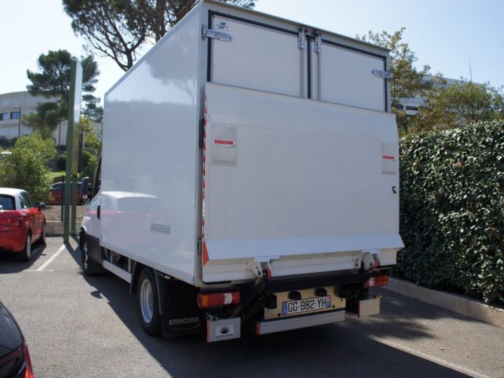 Commercial car Iveco Daily Refrigerated body IVECO DAILY V (2) CAISSE FRIGORIFIQUE 2.3 TD 35C14HA8 35-140 Blanc - 10