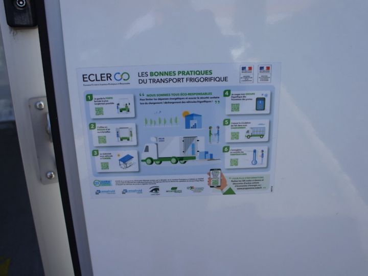 Commercial car Iveco Daily Refrigerated body IVECO DAILY V (2) CAISSE FRIGORIFIQUE 2.3 TD 35C14HA8 35-140 Blanc - 16