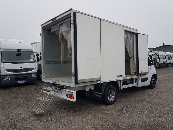 Commercial car Renault Master Refrigerated body 165dci.35 PMJ - BI-TEMPERATURE BLANC - 3