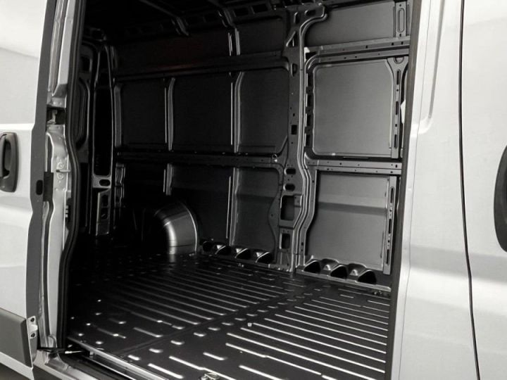 Commercial car Citroen Jumper Steel panel van Fourgon TOLE 35 L3H2 BLUEHDI 140 S BVM6 Gris - 21