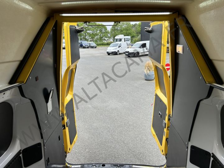 Commercial car Nissan NV200 Steel panel van E-NV200 VOLTIA 40Kwh REHAUSSÉ / MESSAGERIE PORTE LATÉRALE JAUNE - 6