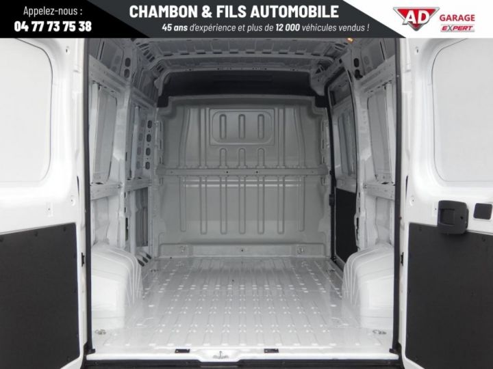 Commercial car Peugeot Boxer Steel panel van FOURGON TOLE 3.3 T L2H2 BLUEHDI 120 S BVM6 Blanc - 7