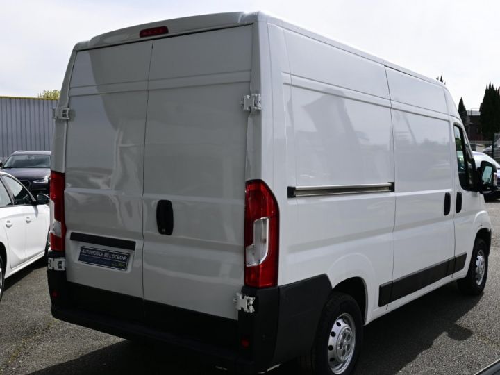 Commercial car Peugeot Boxer Steel panel van FOURGON TOLE 330 L2H2 BLUEHDI 110 PREMIUM Blanc - 4