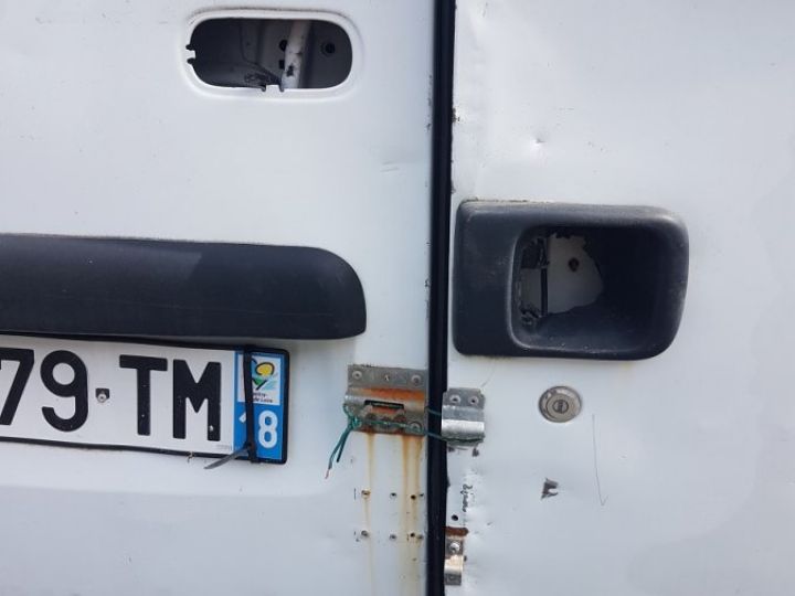 Commercial car Renault Master Steel panel van 100dci.35 L3H2 - Pour pièces / ne démarre pas BLANC - 5