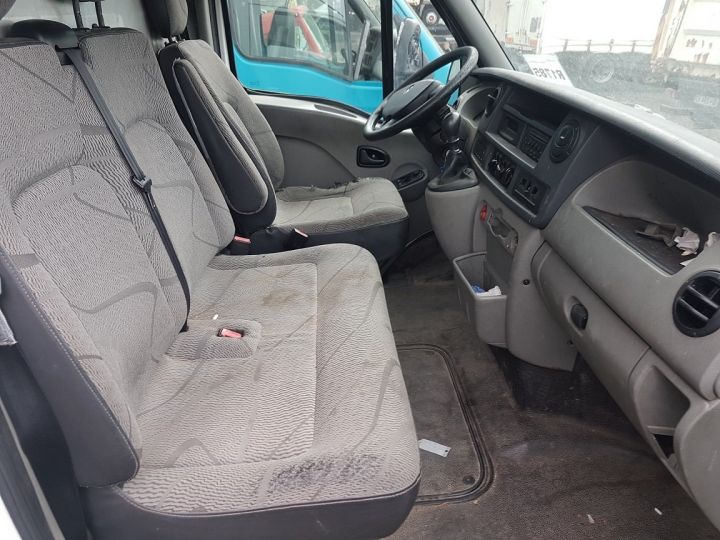 Commercial car Renault Master Steel panel van 100dci.35 L3H2 - Pour pièces / ne démarre pas BLANC - 8