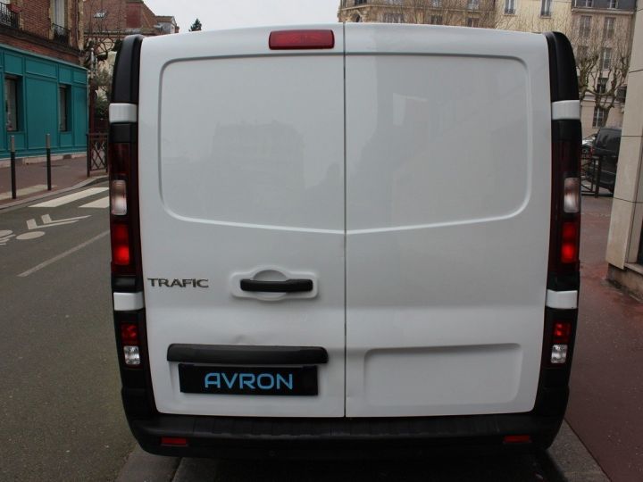 Commercial car Renault Trafic Steel panel van III FOURGON TOLE CONFORT L1H1 1300 DCI 95 Blanc Laqué - 4