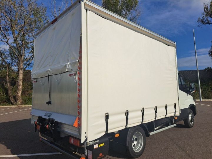 Commercial car Iveco Daily Tilt type body 35C18 CAISSE SAVOYARDE 58000E HT Blanc - 2