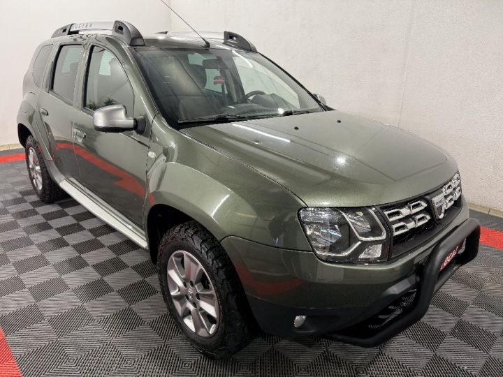 Dacia Duster 1.5 dCi 110 4x4 Prestige +ATTELAGE Verte - 5