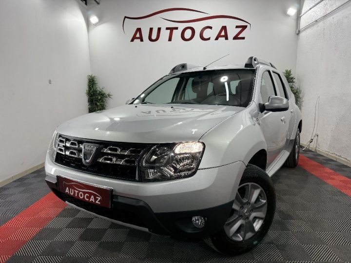 Dacia Duster 1.5 dCi 110 4x4 Prestige +ATTELAGE*PREMIERE MAIN Gris Clair - 1