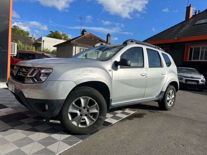 Dacia Duster 1.5 DCI 110CH LAUREATE PLUS 2017 4X2 Gris - 1