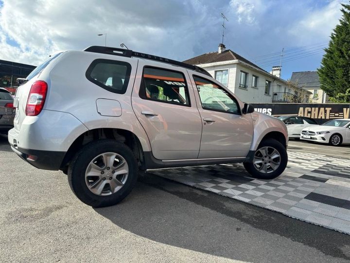 Dacia Duster 1.5 DCI 110CH LAUREATE PLUS 2017 4X2 Gris - 6