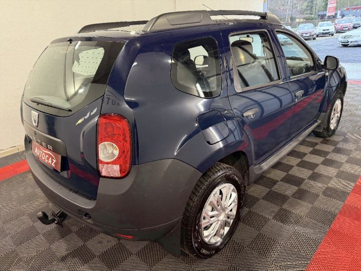 Dacia Duster 1.6 16v 105 4x4 Ambiance +ATTELAGE Bleu - 7