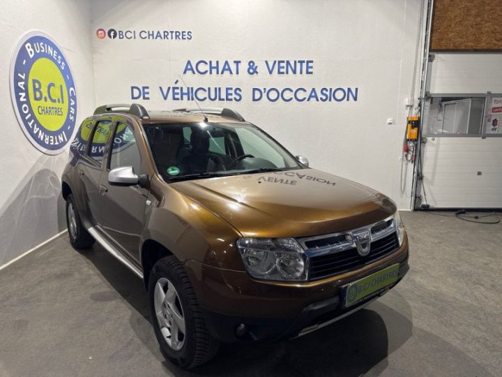 Dacia Duster 1.6 16V 105CH AMBIANCE 4X2 BVM6 Marron - 2