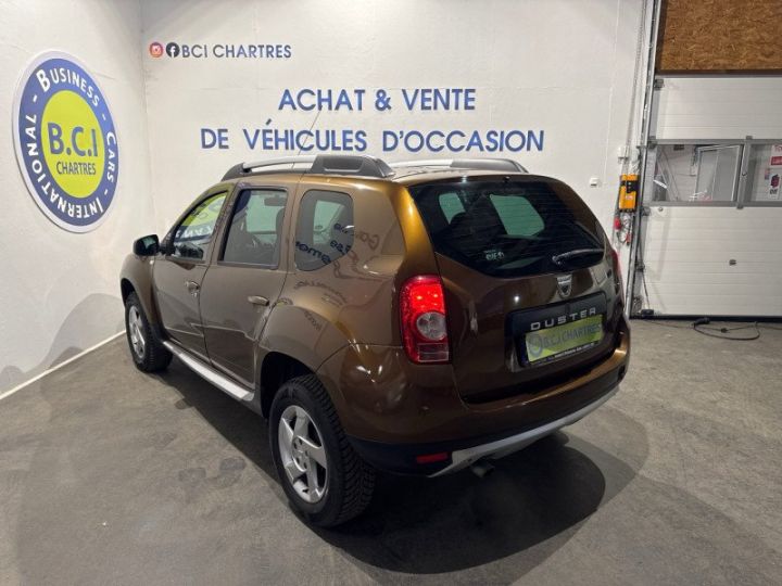 Dacia Duster 1.6 16V 105CH AMBIANCE 4X2 BVM6 Marron - 4