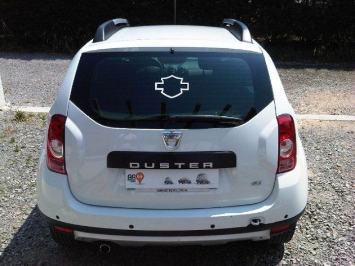 Dacia Duster 1.6 DCI 110 CV 4X2 LAUREATE     Diesel BLANC - 15