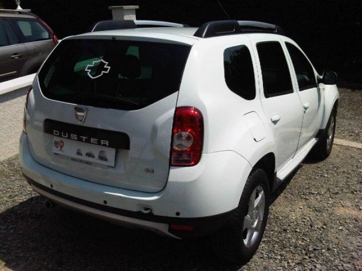 Dacia Duster 1.6 DCI 110 CV 4X2 LAUREATE     Diesel BLANC - 16