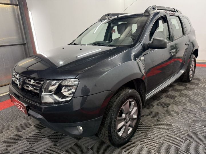 Dacia Duster dCi 110 4x4 Lauréate +ATTELAGE Gris Foncé - 3