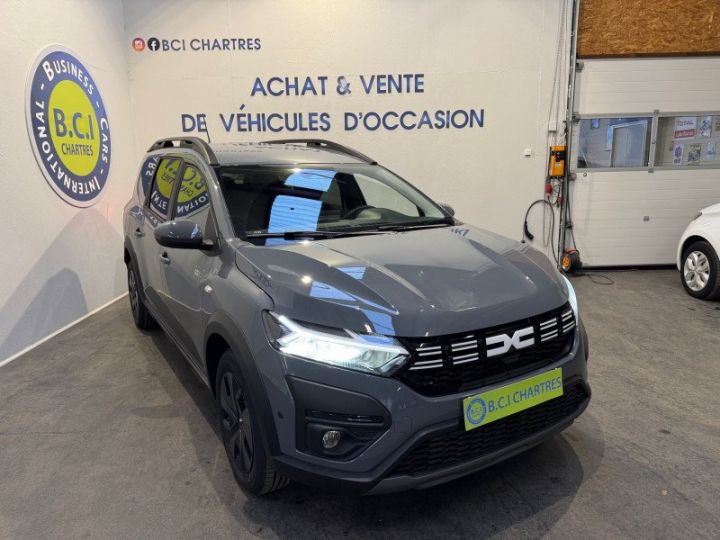 Dacia Jogger 1.0 ECO-G 100CH EXPRESSION 5 PLACES Gris Fonce - 2