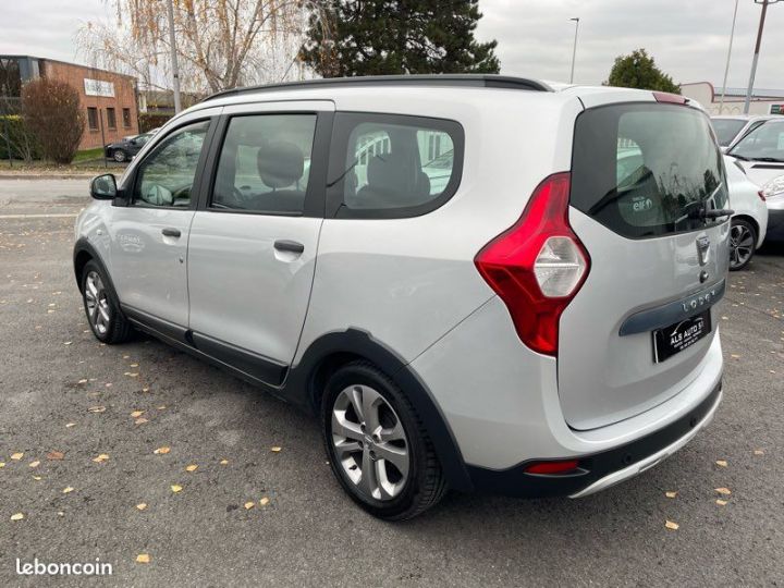 Dacia Lodgy stepway 5 places 115 cv Gris - 2