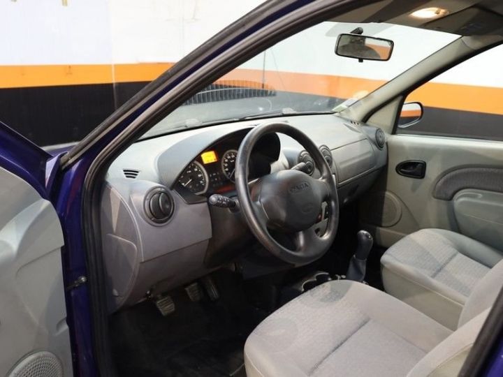 Dacia Logan 1.5 DCI 70CH AMBIANCE Bleu F - 13