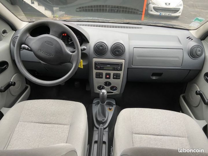 Dacia Logan MCV 1.5 dci 70 ambiance 7pl Blanc - 5