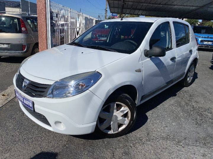 Dacia Sandero 1.4 MPI 75 GPL eco2 Blanc - 1