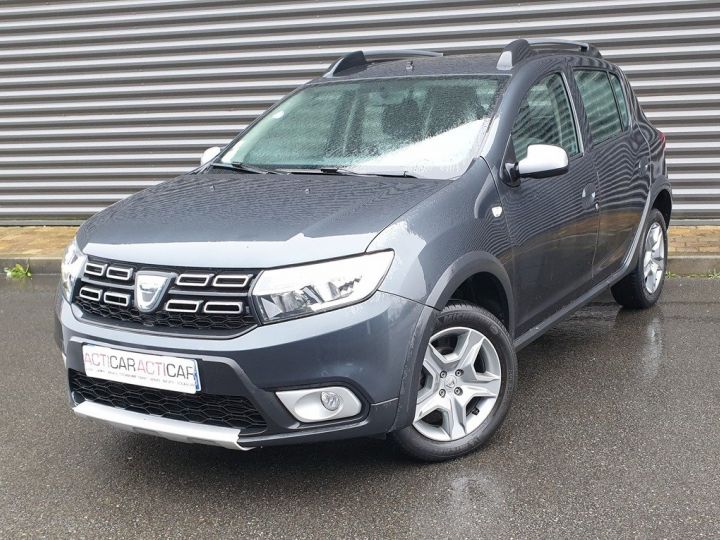 Dacia Sandero ii stepway phase 2 0.9 tce 90 luxe Gris Occasion - 1