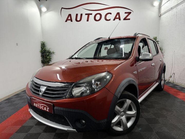 Dacia Sandero STEPWAY 1.6 MPI 90CV Rouge - 1