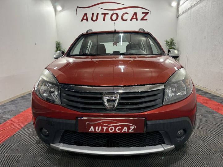 Dacia Sandero STEPWAY 1.6 MPI 90CV Rouge - 4