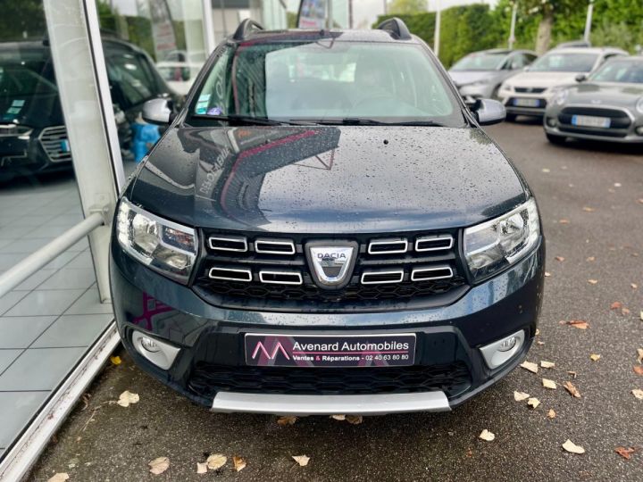 Dacia Sandero TCe 90 Stepway GRIS FONCE - 2