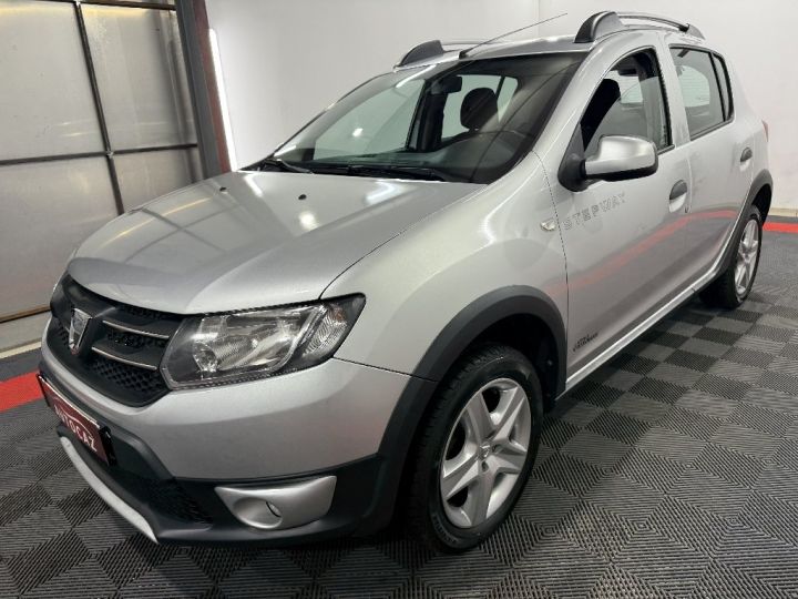 Dacia Sandero TCe 90 Stepway Prestige +104000KM Gris Clair - 3