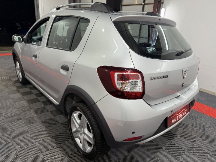 Dacia Sandero TCe 90 Stepway Prestige +104000KM Gris Clair - 6