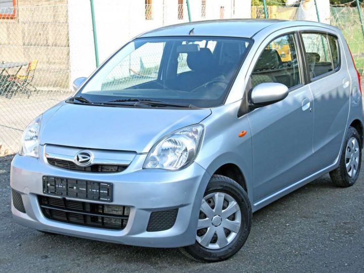 Daihatsu CUORE 1.0i Top Argent Métallisé - 1