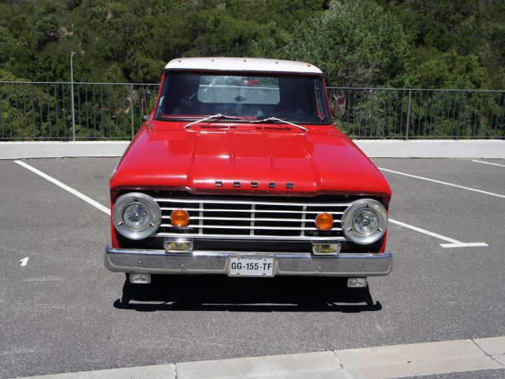 Dodge D Series DODGE D200 V8 6.3 PICK UP 1967 ENTIEREMENT RESTAURE !!!!!! Rouge Metalisee - 3