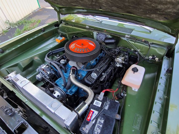Dodge Dart SWINGER V8 318  - 11