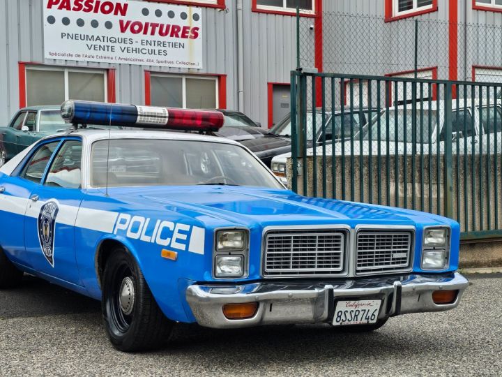 Dodge Monaco Sedan V8 Gotham Police, Véritable Voiture De Cinéma  - 1